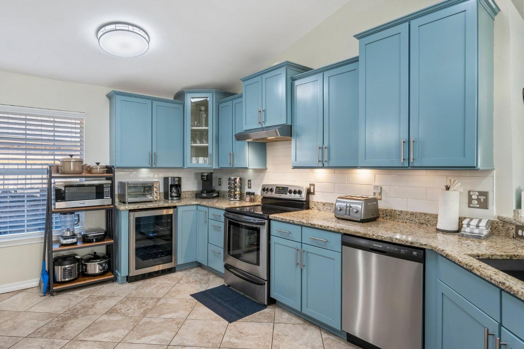 Beautiful Pet Friendly Home! New Tropical Pool, Opt Golf Cart And Pool Heat, Minutes To Beach Destin Eksteriør billede